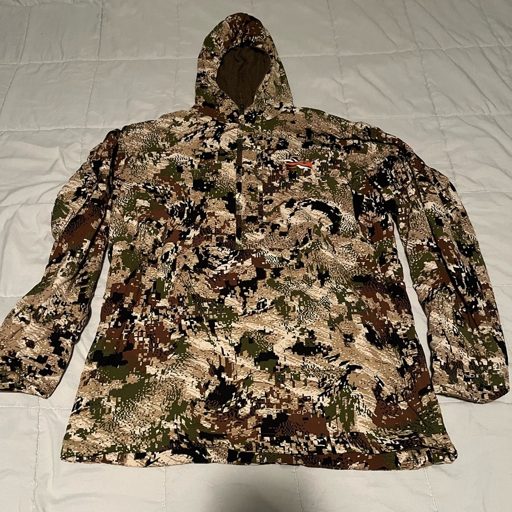 Sitka insulted Pullover.